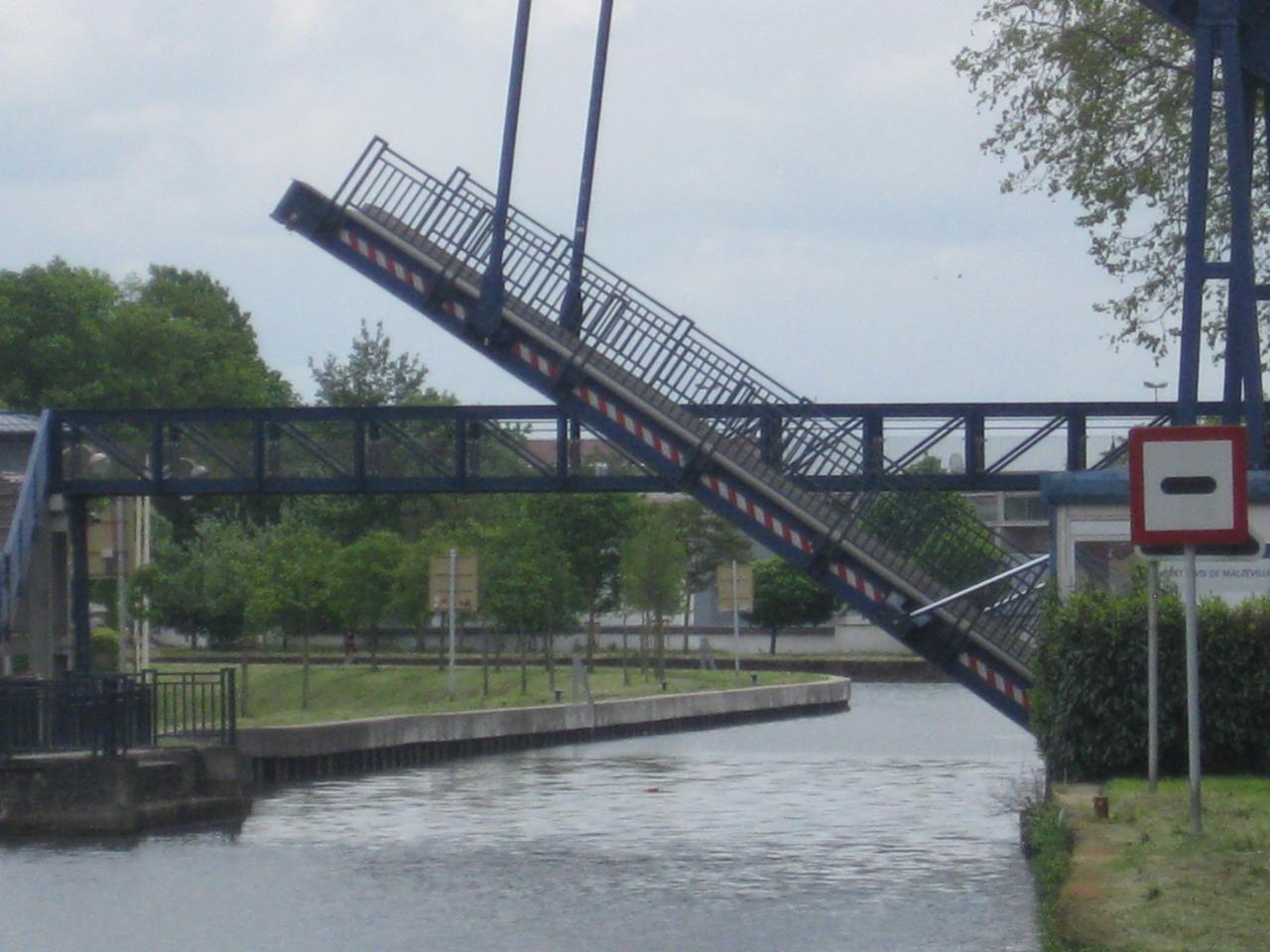 Pont-levant